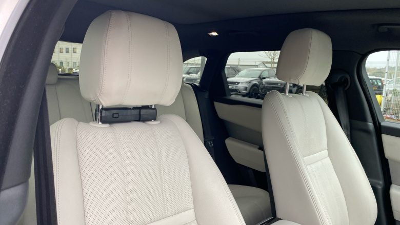 Land Rover Range Rover Velar 2.0 P250 R-Dynamic SE 5dr Auto Petrol Estate